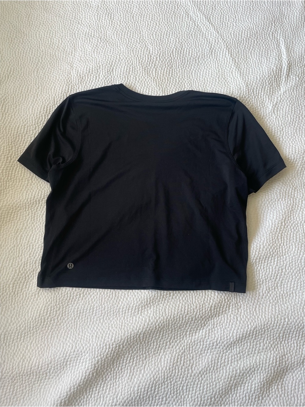 Lululemon cropped tee - Picture 2 of 2